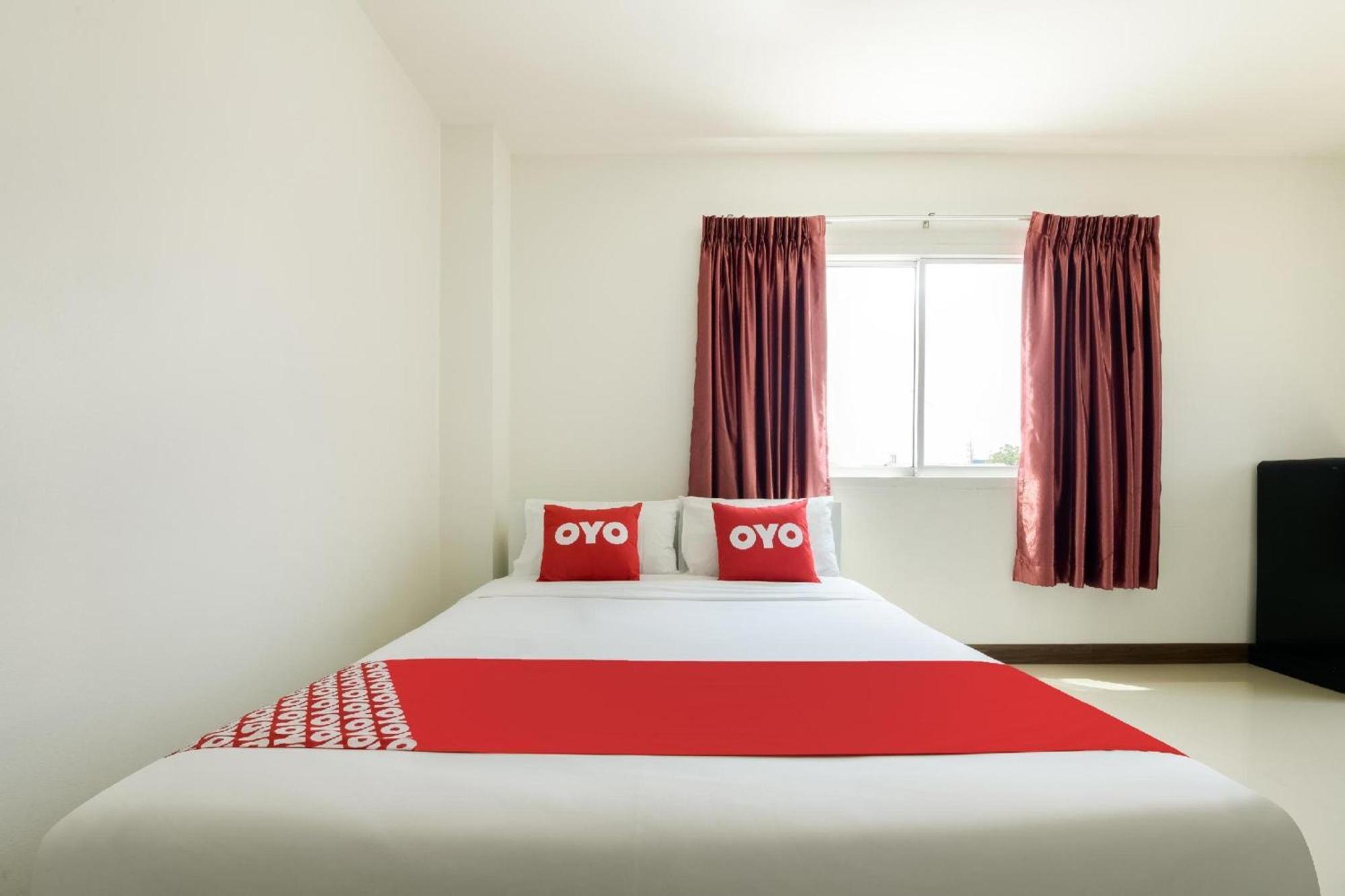 Oyo 350 Mae Saeng Place Si Racha Exterior photo